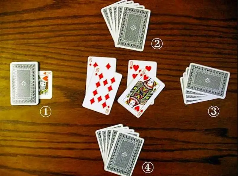 Tinh ý trong cách chơi Tú Lơ Khơ và biết xếp bài phù hợp